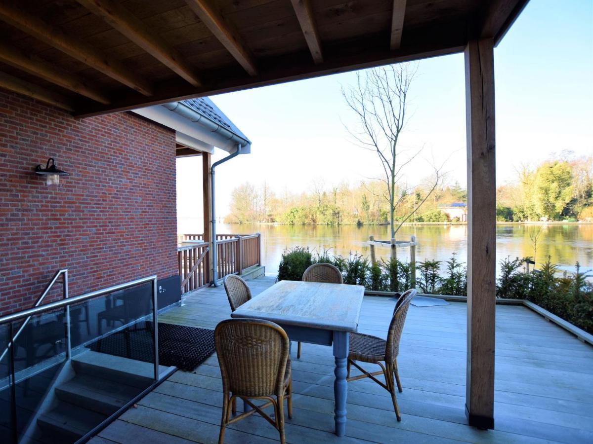 Luxurious Villa With Private Garden In Kaag Esterno foto
