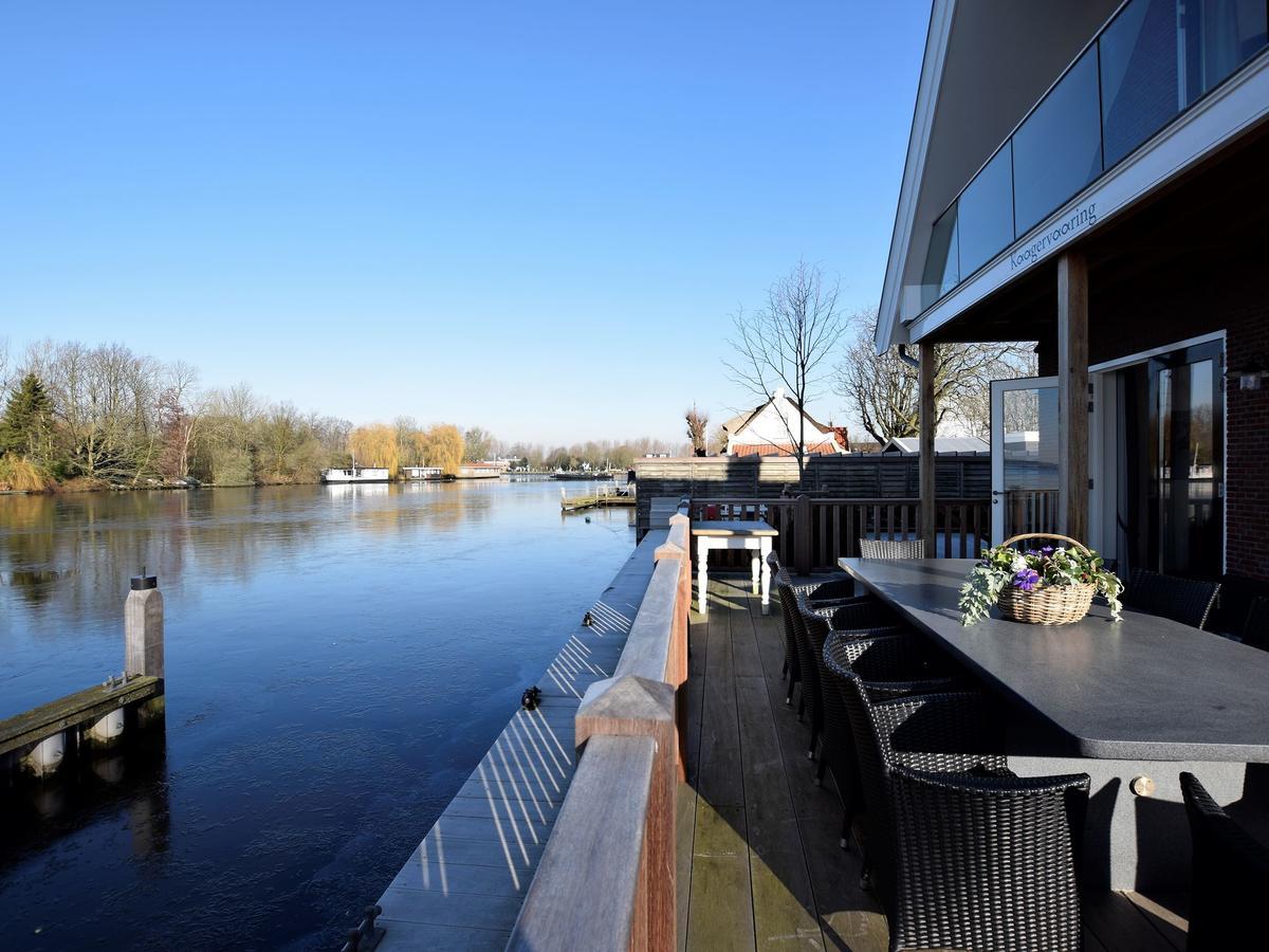 Luxurious Villa With Private Garden In Kaag Esterno foto